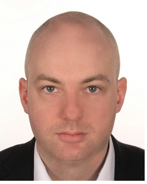 <strong> </strong> Kamil Tomkiewicz